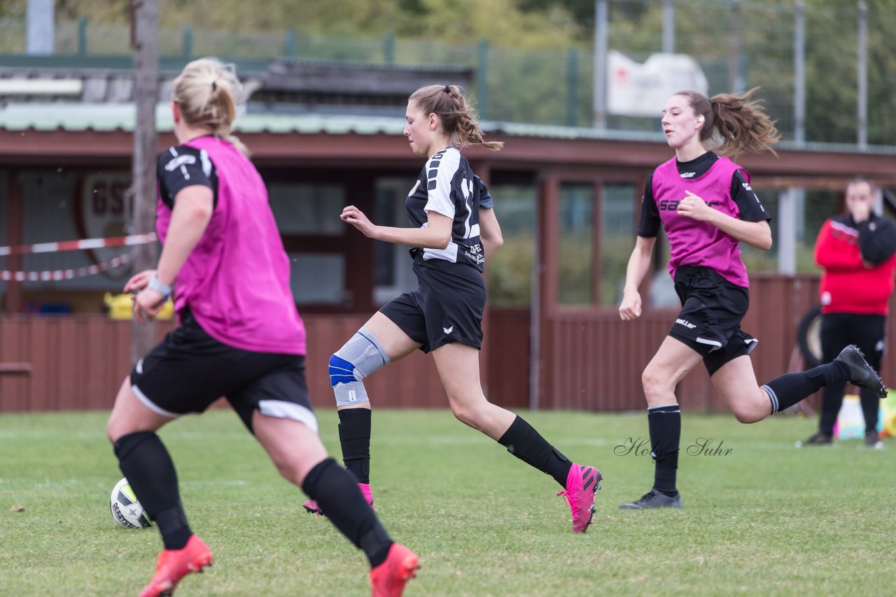 Bild 272 - Frauen Grossenasper SV - SV Steinhorst/Labenz : Ergebnis: 1:3